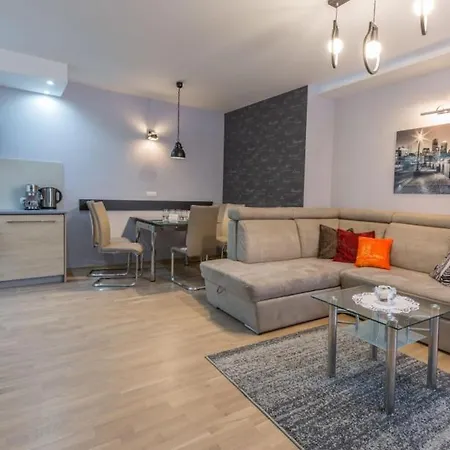 Mountain Chalubinskiego דירה *